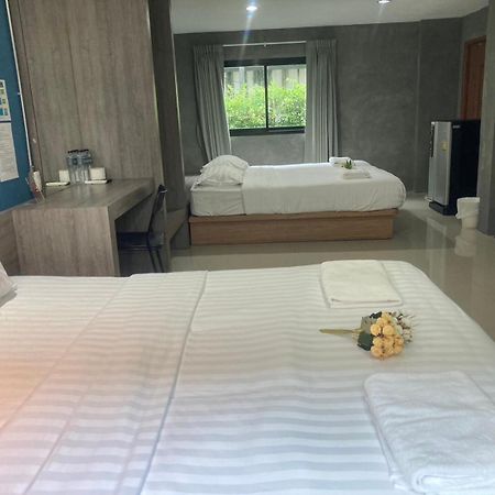 Hotel Matini Klong1 à Rangsit Extérieur photo