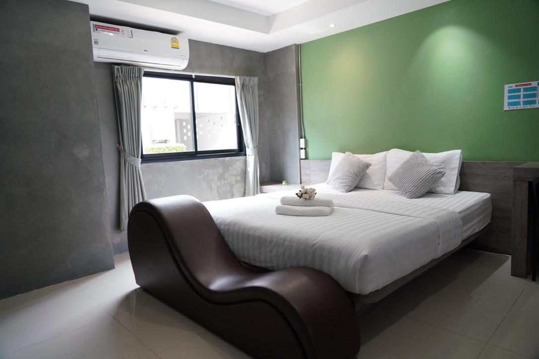 Hotel Matini Klong1 à Rangsit Extérieur photo