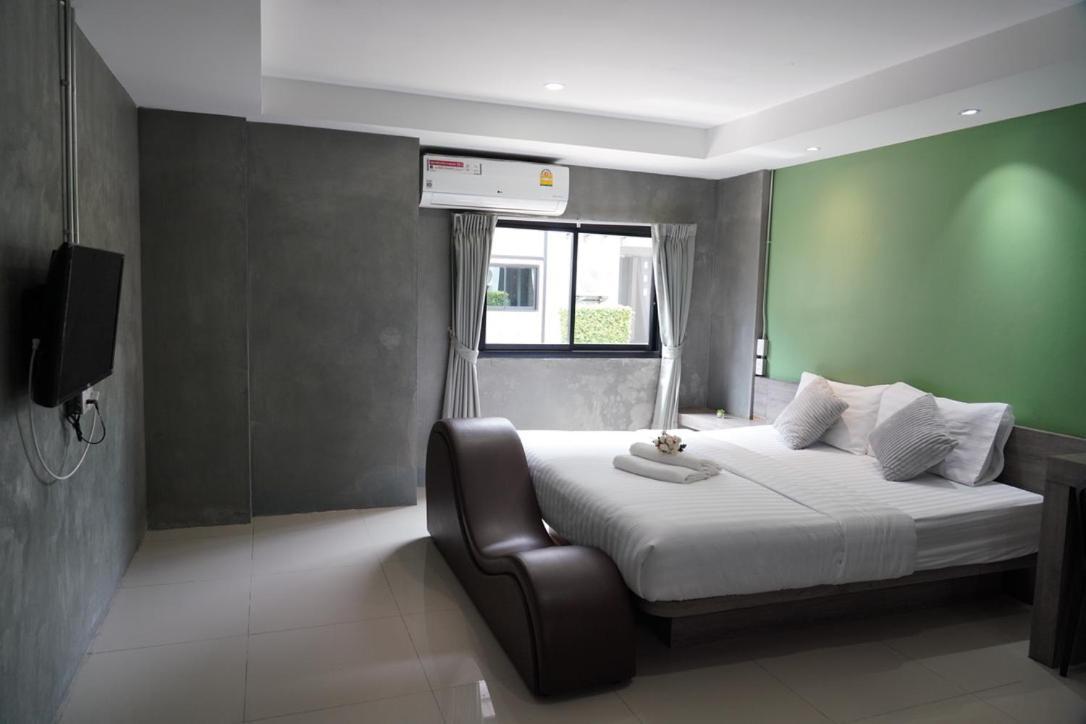 Hotel Matini Klong1 à Rangsit Extérieur photo