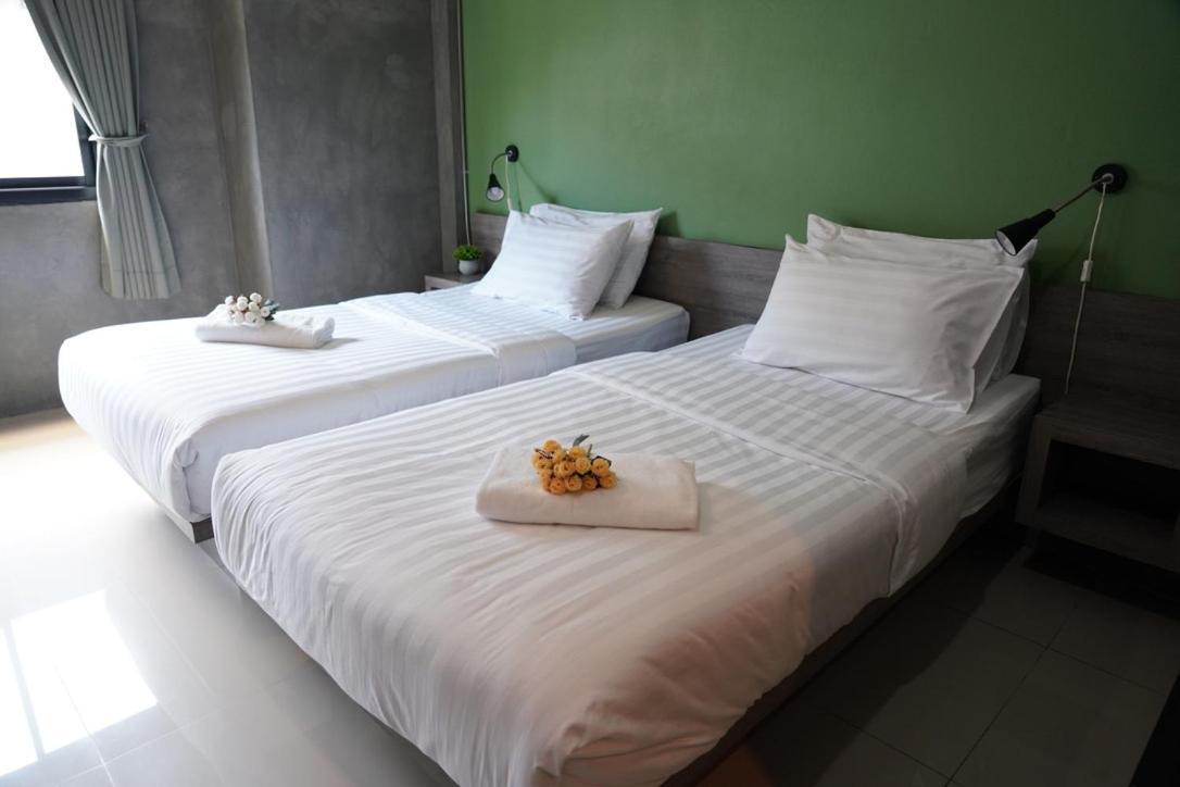 Hotel Matini Klong1 à Rangsit Extérieur photo