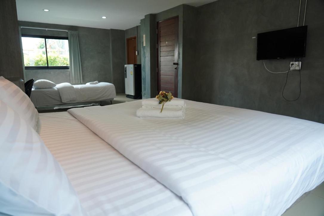 Hotel Matini Klong1 à Rangsit Extérieur photo